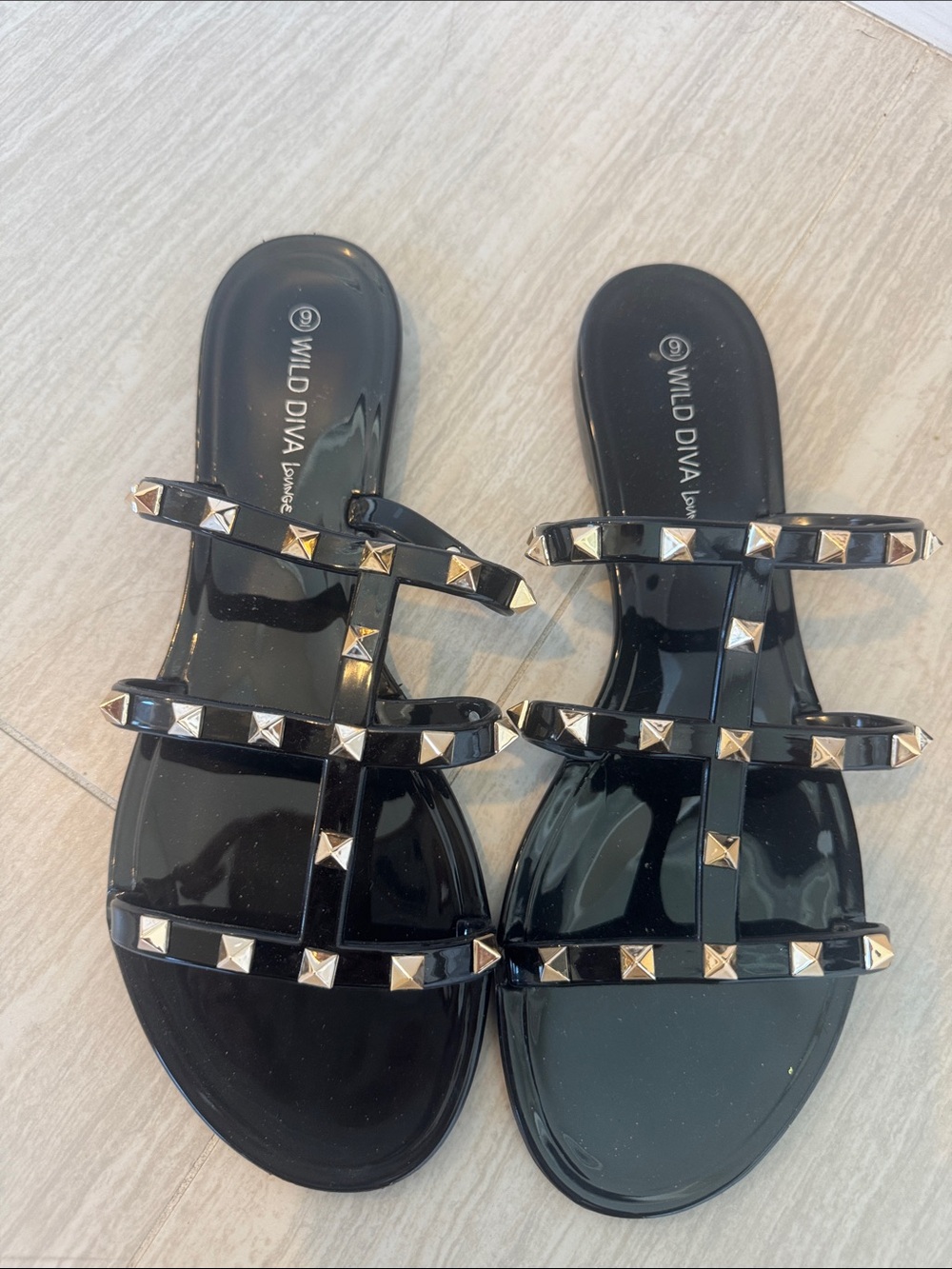 Wild Diva Black Jelly Studded Slide Sandals